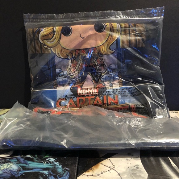 Captain Marvel Tee Shirt. - Picture 2 of 4